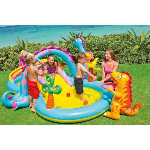 Piscina con scivolo - piscina,